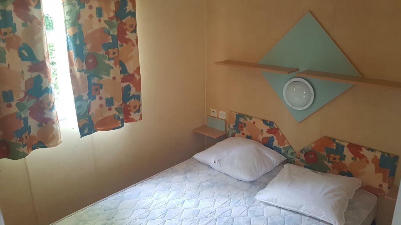 Camping Le Pigeonnier Saint-Crepin-et-Carlucet Ngoại thất bức ảnh